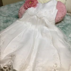 Girls dress